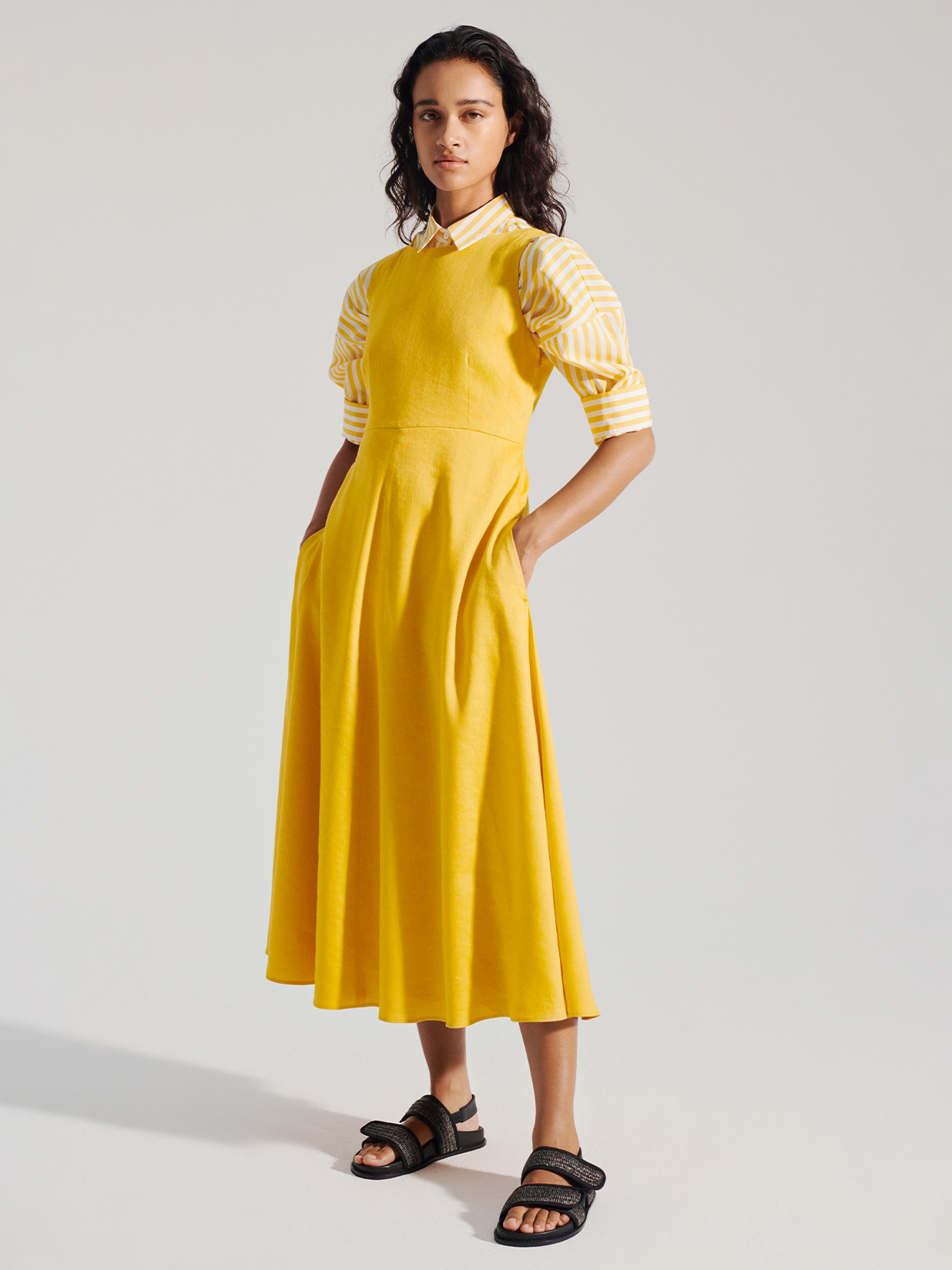 ワンピース WEEKEND MAX MARA Woman Dress Yellow 2352210931600 Dresses Yellow and Orange Woman | Max Mara